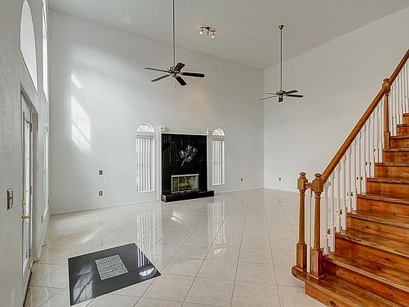 5th image of 12107 Lacey Dr