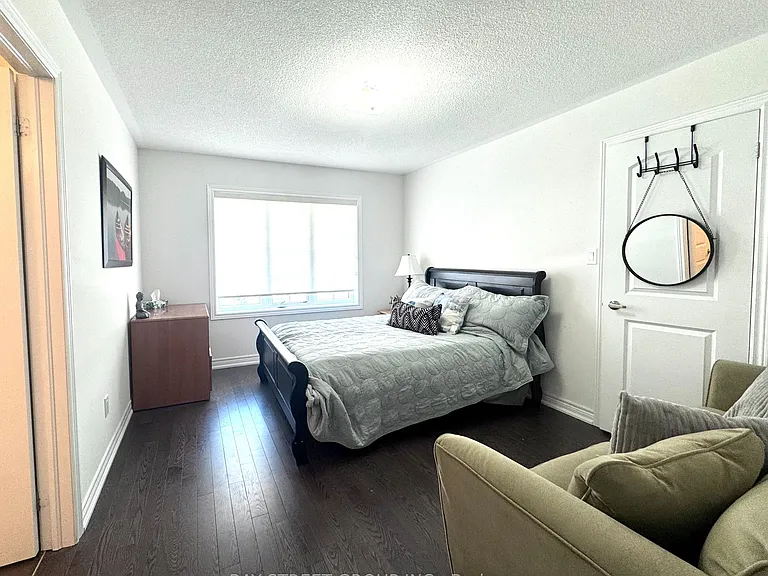 1003 Green St — Photo 15