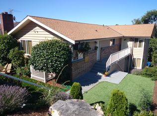 5017 38th Ave SW, Seattle, WA 98126