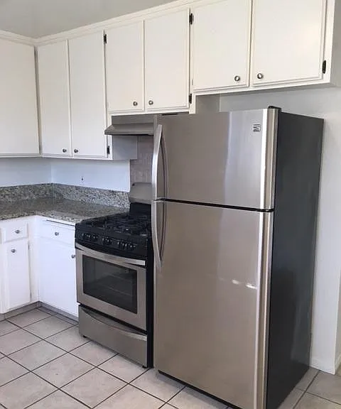 713 Atkins St — Photo 2