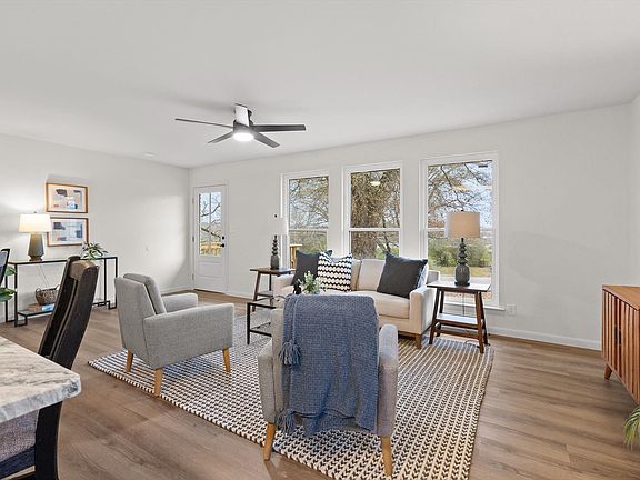 5th image of 6205 Hadley Dr