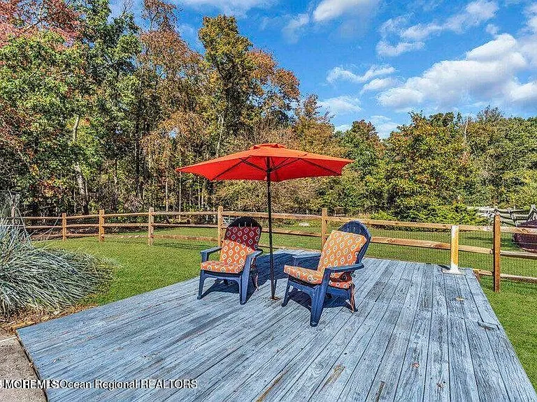 541 Frank Applegate Rd — Photo 31