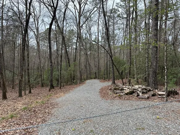 16 Garrett Branch Rd, Ellijay, GA 30536