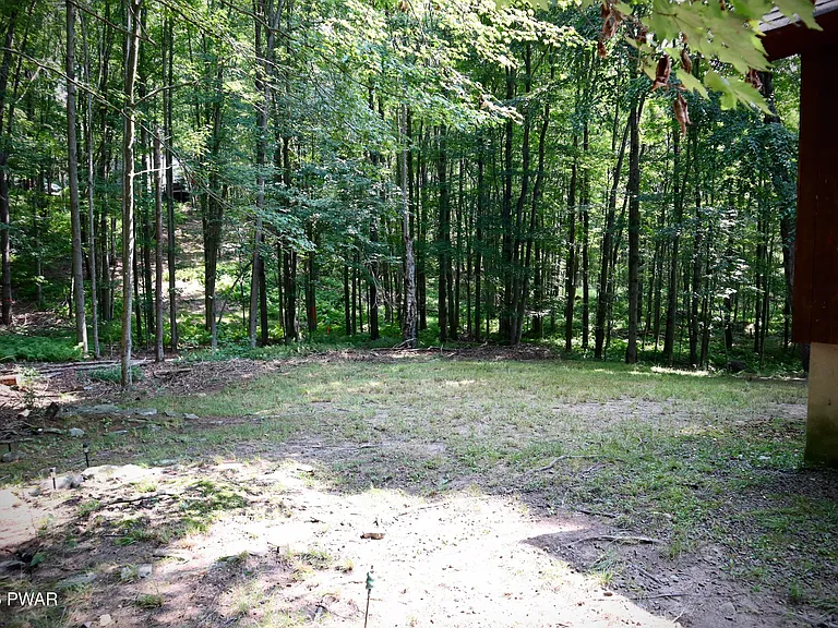 549 Lakeview Dr W — Photo 33