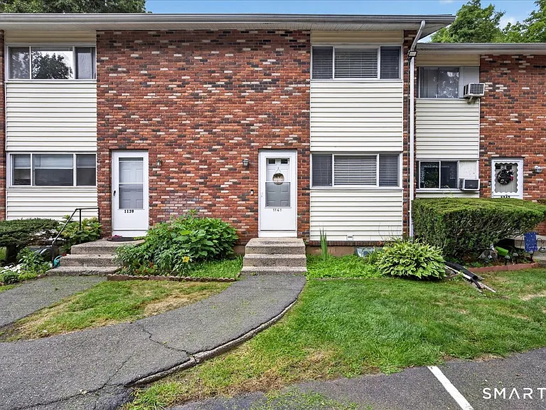 1141 Waterbury Rd — Photo 28