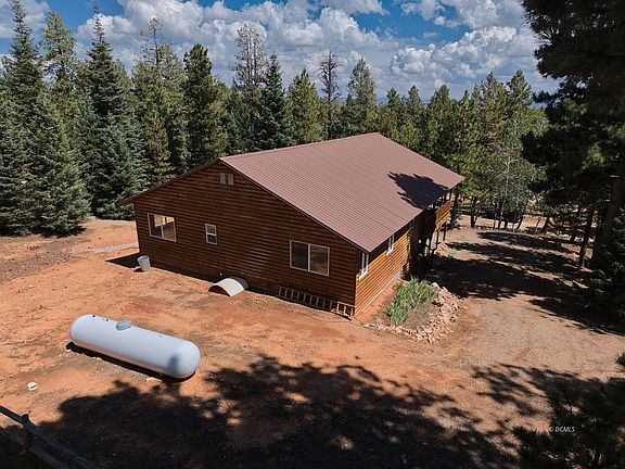 5th image of 4345 N Meadow Ranch Dr