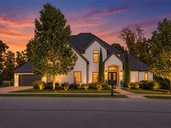 8409 W Kingbird Ct, Bentonville, AR 72713