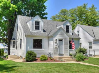 1339 S 115th St, West Allis, WI 53214