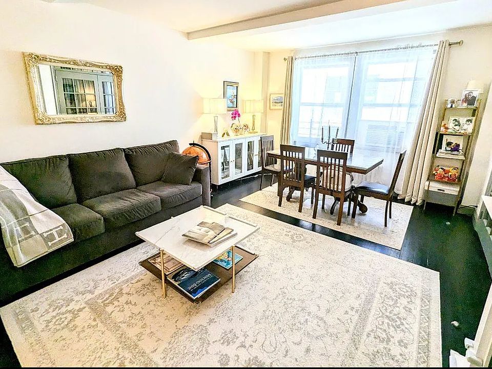 1st image of 321 E 43rd St APT 712
