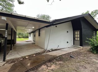 117 Thunderbird Dr, Athens, TX 75751