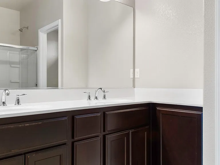 3249 Torrance Ave — Photo 30