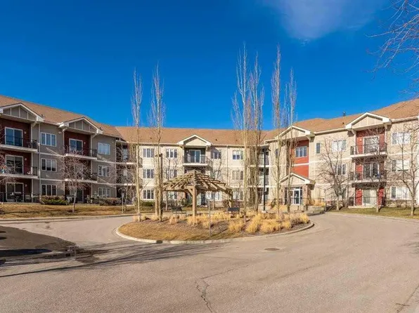1540 Sherwood Blvd NW #1218, Calgary, AB T3R 0K5