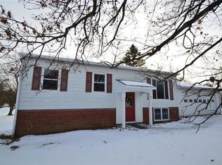 100 Alan St, Newark, NY 14513