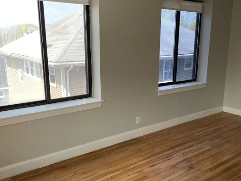 346 Union St — Photo 6