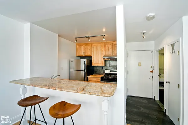 Rented by Brown Harris Stevens | media 16