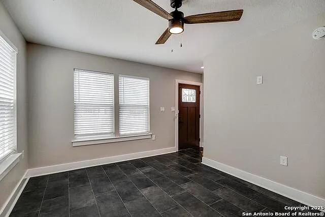 349 Will Rogers Dr #B — Photo 3