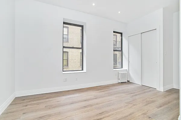 Rented by REAL New York | media 15