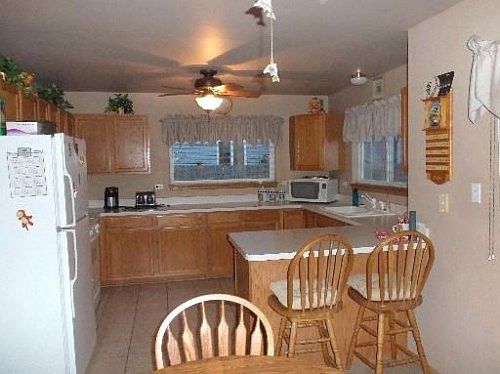 4th image of 4220 Newberry Ln