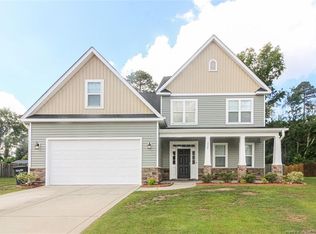 332 Wishaw Ct, Hope Mills, NC 28348