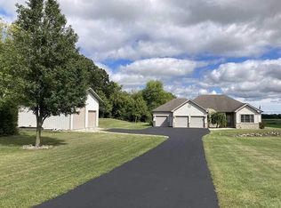 4626 68th St, Franksville, WI 53126