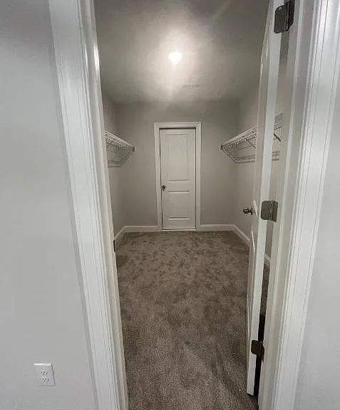 330 Old Grove Ln — Photo 8
