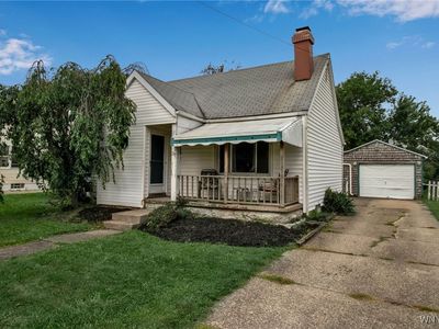289 Lackawanna Ave, Sloan, NY, 14212