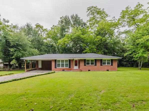 54 Robin Hood Rd, Reynolds, GA 31076