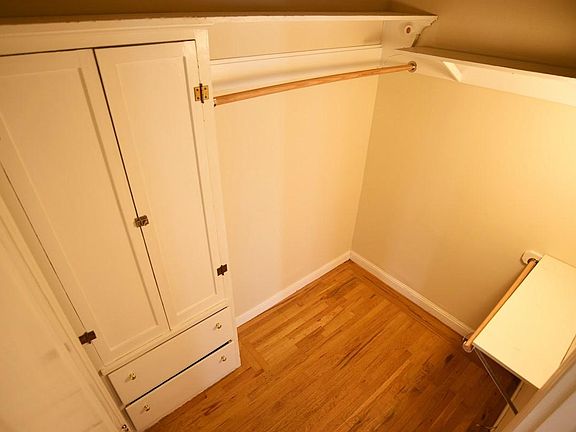 5th image of 291 Lester Ave #107