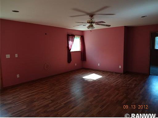 4th image of 700 N 1/2 Riverside Drive