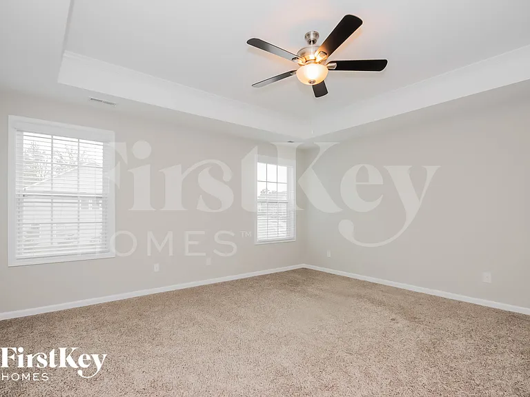 3961 Norman View Dr — Photo 9