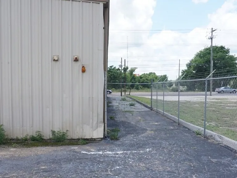 3204 N Palafox St — Photo 23