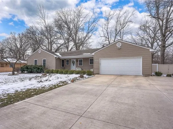 6800 Glenwood St, Overland Park, KS 66204