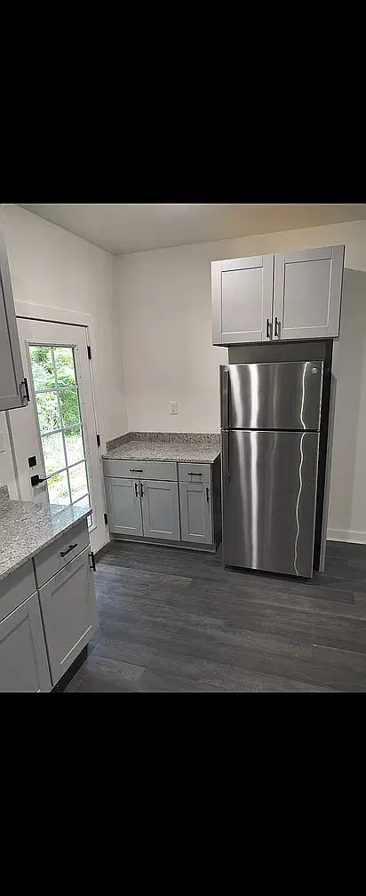 2 bed, 900 sqft, $1,400 — Photo 4