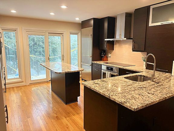 Kitchen to new Deck