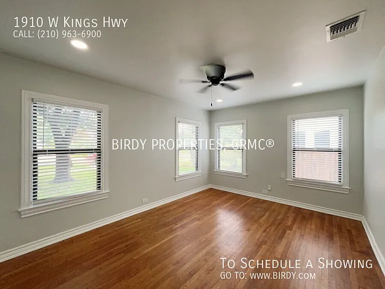 1910 W Kings Hwy — Photo 18