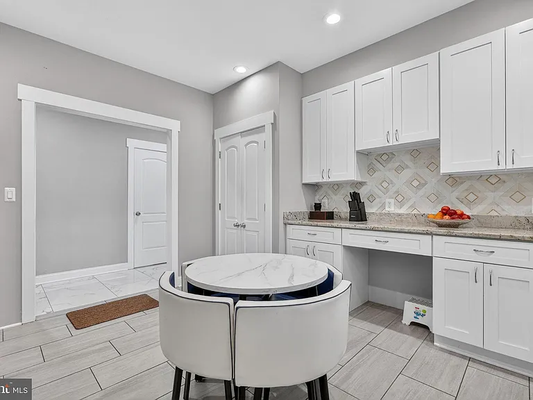 3925 Ashwood Pl — Photo 20
