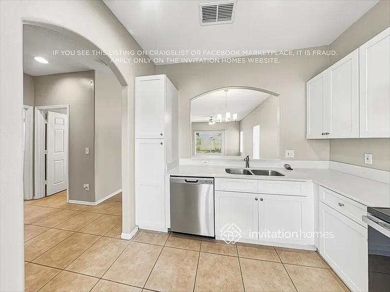 1904 Meadow Pond Way — Photo 5