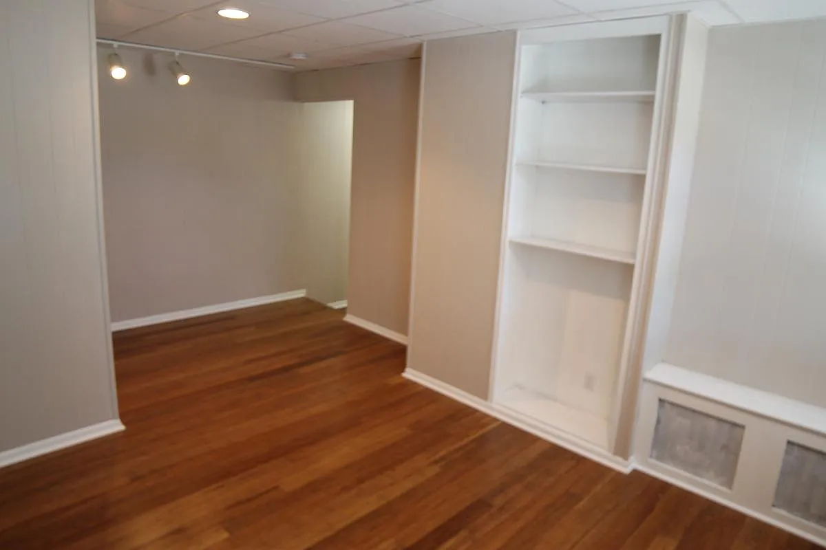 2 bed, 1000 sqft, $1,725 — Photo 3