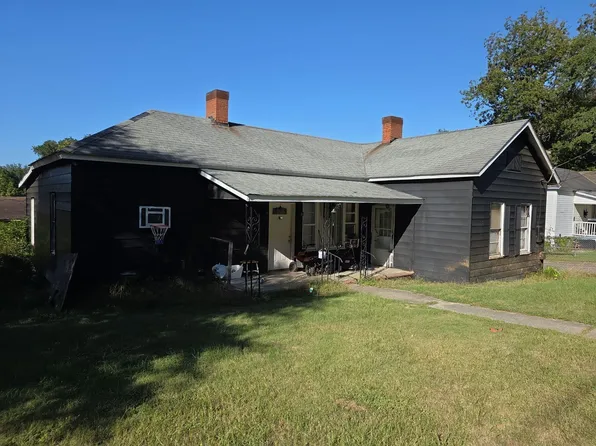 135 Simonds St, Warrenville, SC 29851