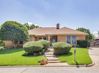 4322 Waycross Dr, Arlington, TX 76016