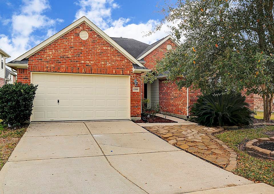 1st image of 12808 Brook Arbor Ct