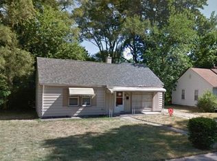 10650 Albany Ave, Oak Park, MI 48237