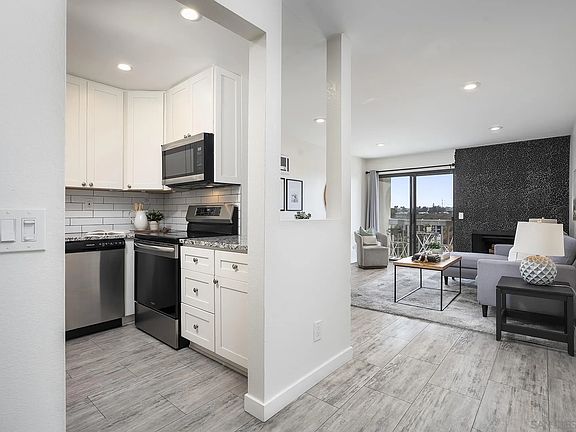 4th image of 2909 Cowley Way Unit F