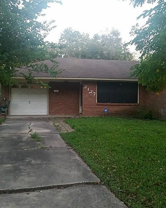 1st image of 2127 Mulberry Ln