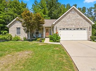 55 Treeshade Ct, Saint Peters, MO 63376