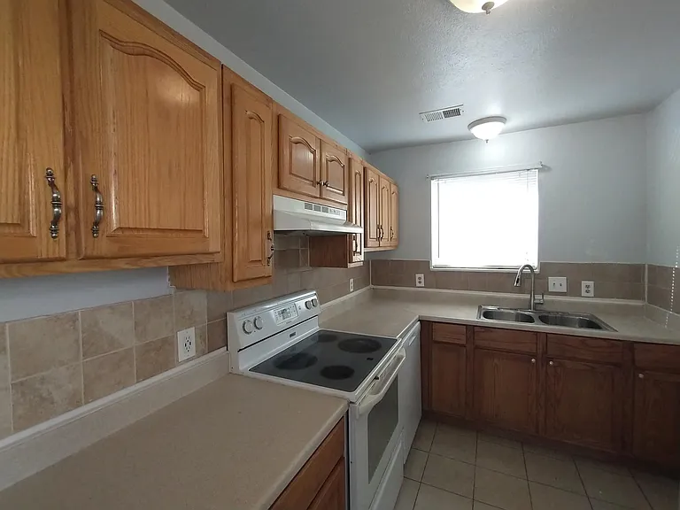 16262 E Rice Pl #A — Photo 15