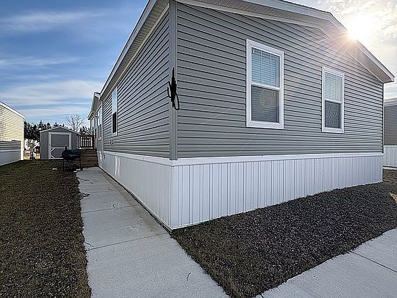 2nd image of 46000 Geddes Rd #312