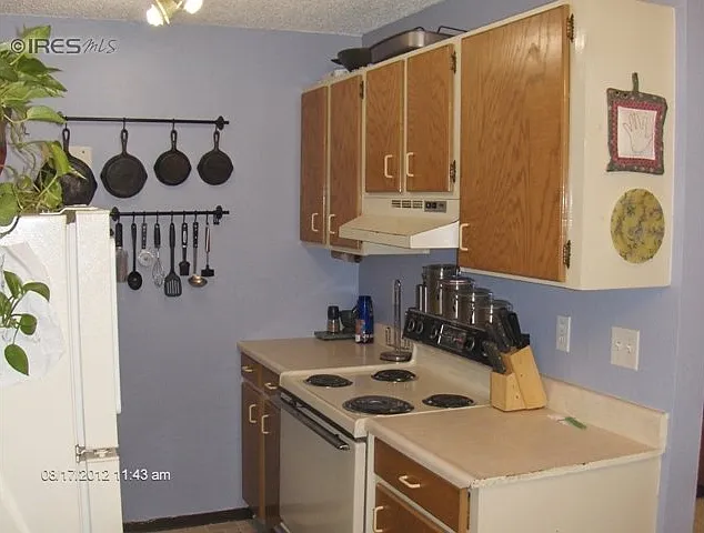3250 Oneal Cir #G27 — Photo 5