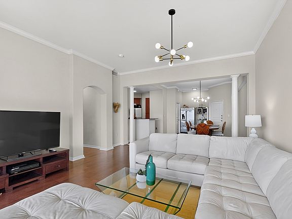 2nd image of 330 Las Colinas Blvd APT 1304