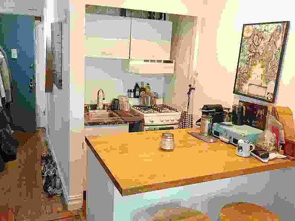 2nd image of 240 W 16th St APT D4